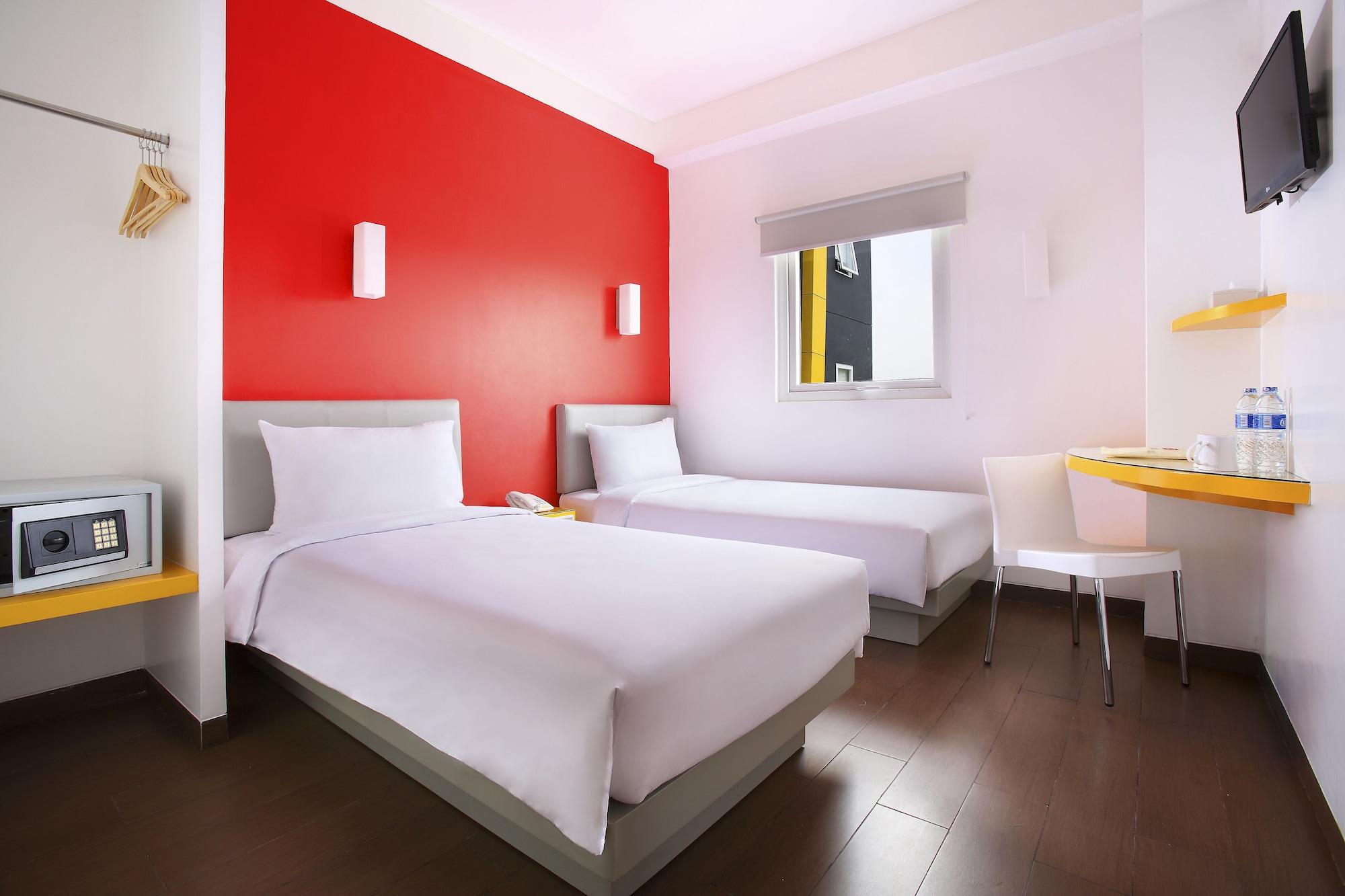 Amaris Hotel Cimanuk Бандунг Екстериор снимка